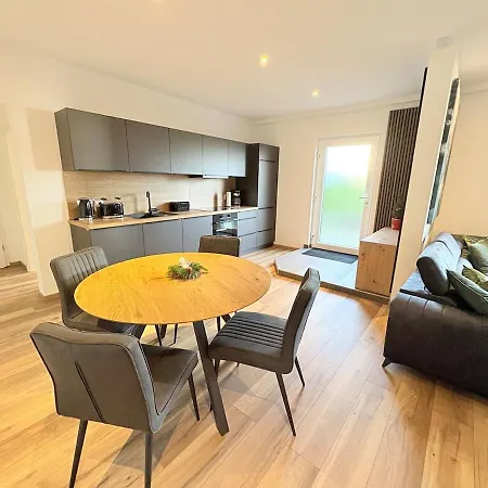 Kirchberg - Am Rhein Appartement