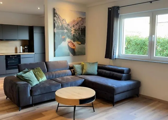 Apartment Kirchberg - Am Rhein *